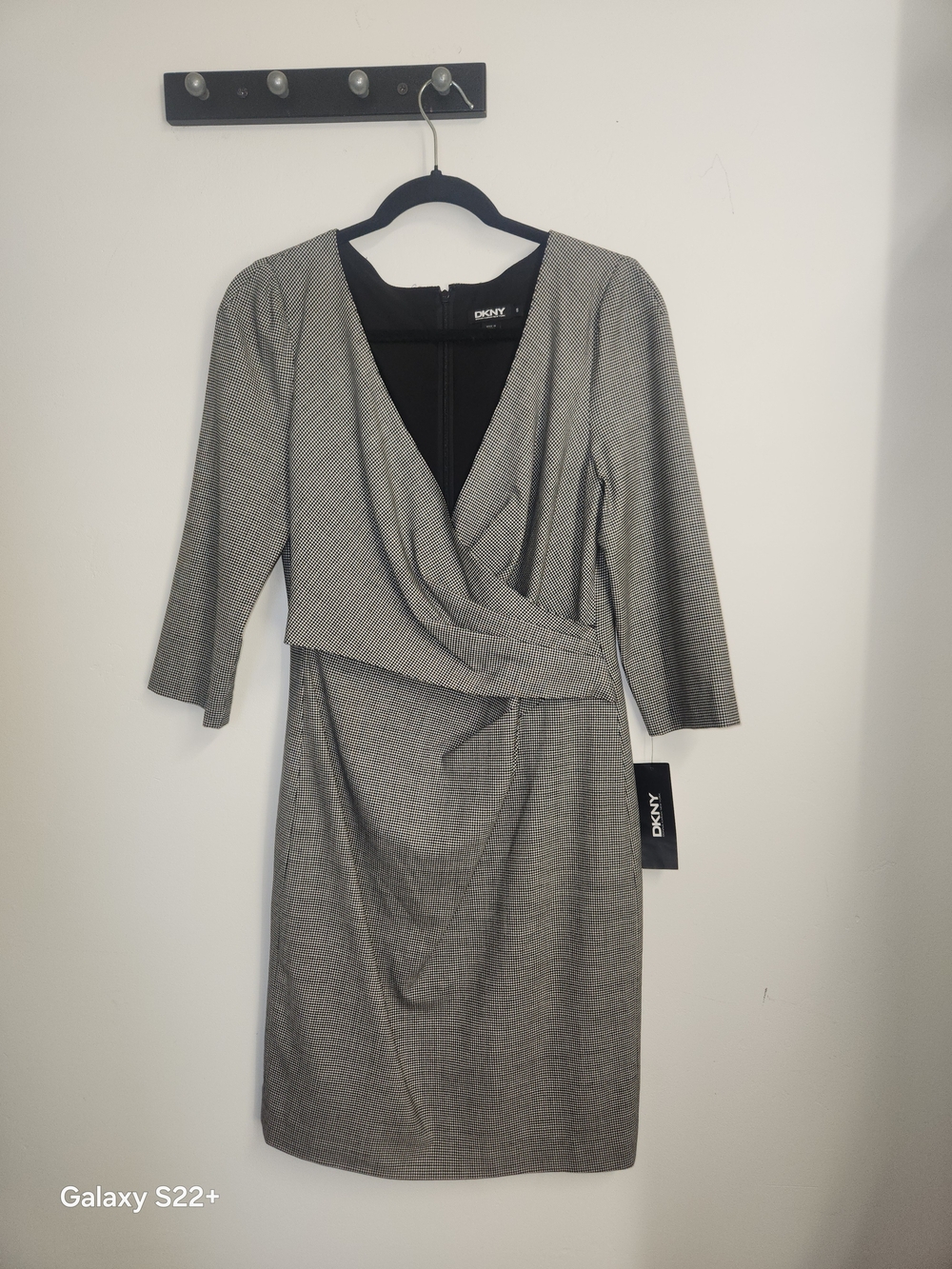 DKNY Donna Karan NWT Black & White  Houndstooth Faux Wrap Wool Dress Sz 8.  #C05